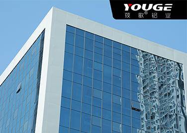 重庆玻璃幕墙的防潮性能设计